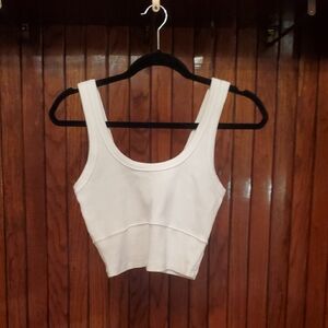 ❤️ White Sleeveless Women's Top